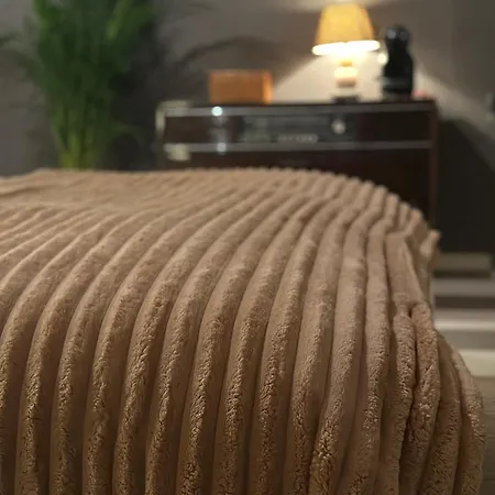 Wood & Stone Apartament