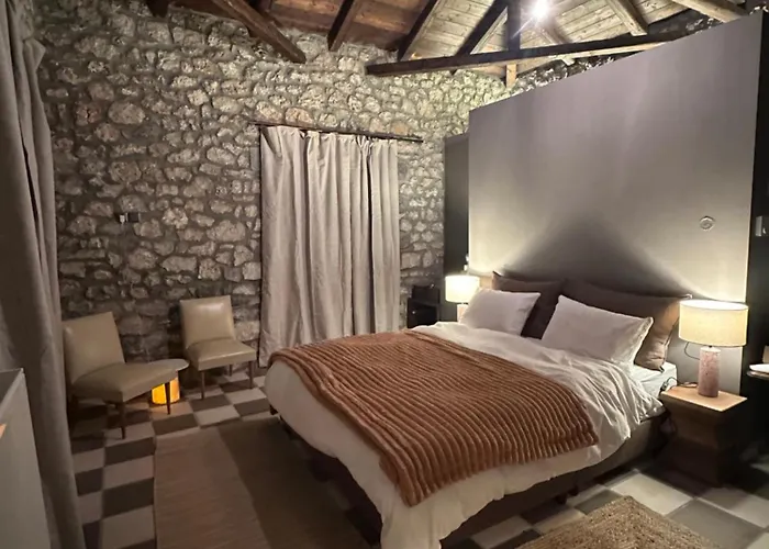 Wood & Stone アパート Khrisovítsion