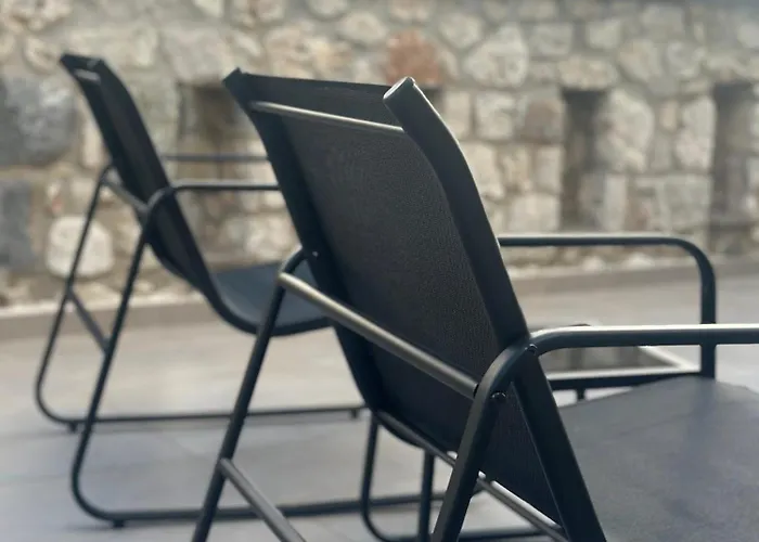 Wood & Stone * Khrisovítsion