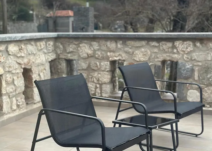 Wood & Stone * Khrisovítsion